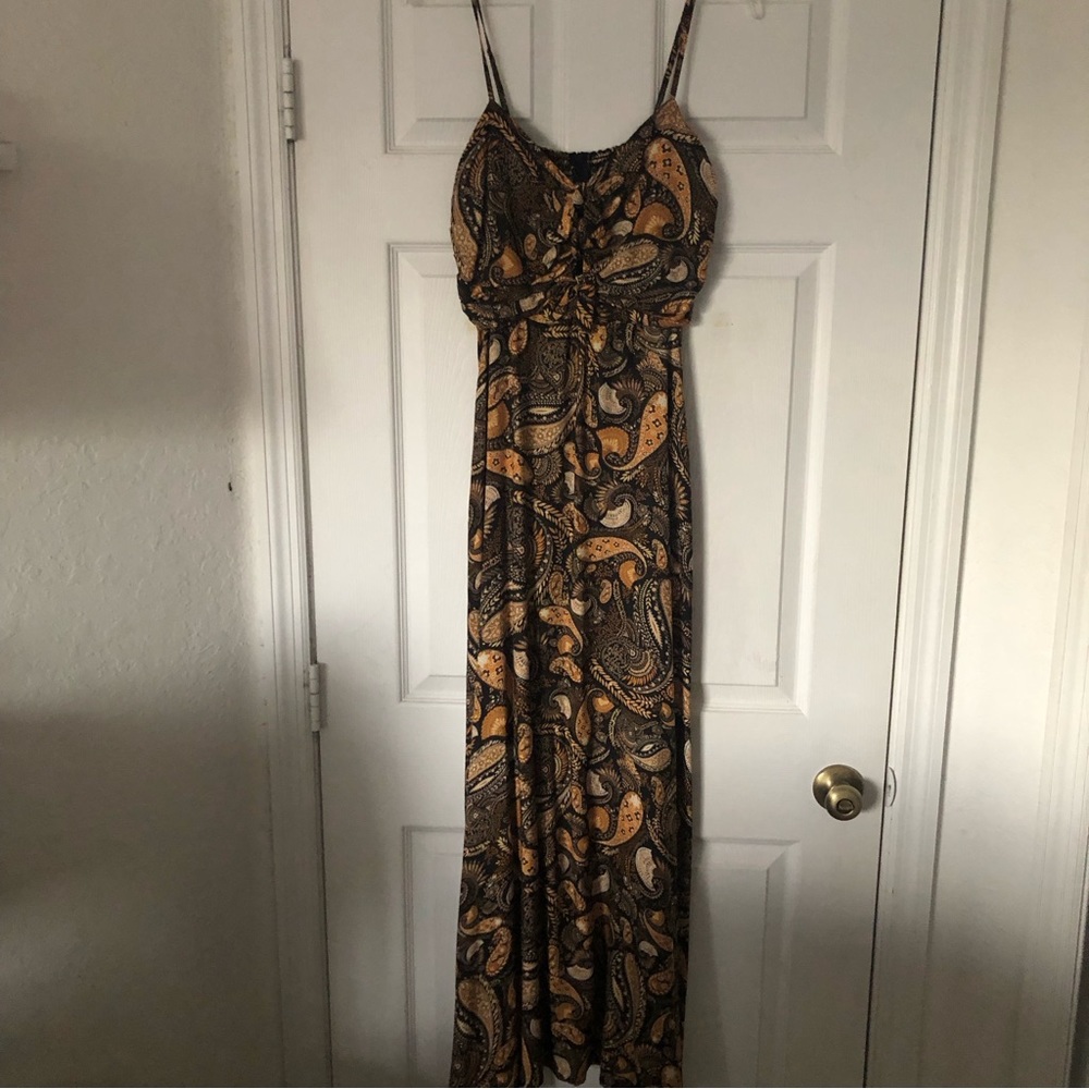 NWOT Shore Brand Black Printed Maxi Dress